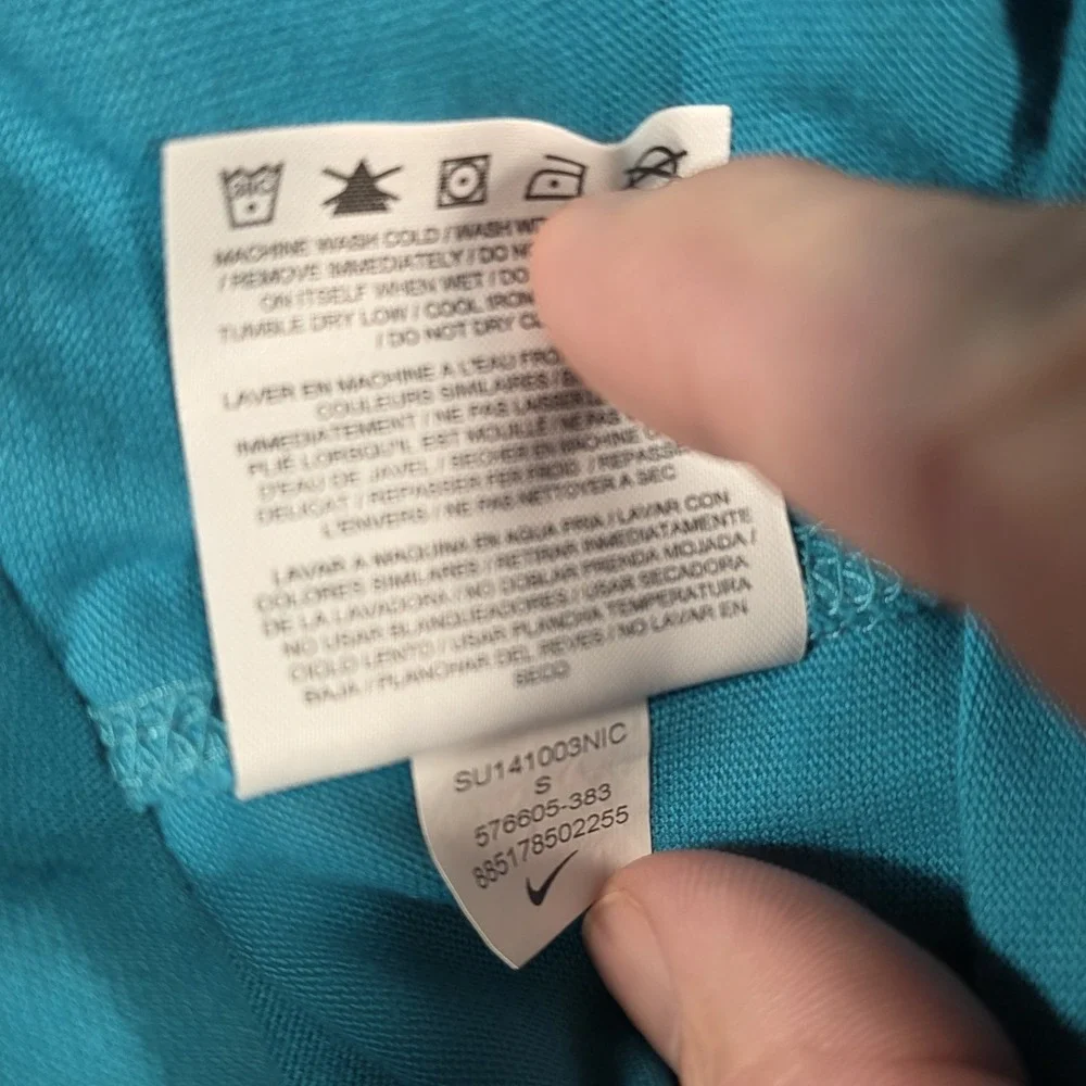 Nike Ace‎ Logo Rare Red Tag Tank Top Men's Small Teal Black Sleeveless